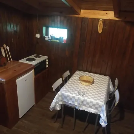 펜션 Brvnara Ljubicica